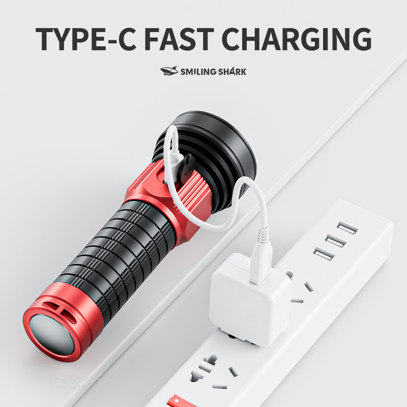 ミニ充電式LEDUSB懐中電灯,ポータブル18650バッテリ - Edc Day Carry のレビューと価格